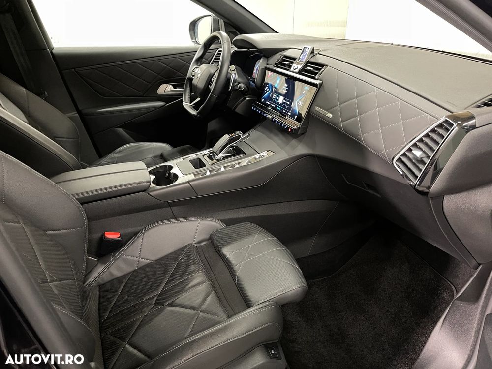 DS Automobiles DS 7 Crossback - 11