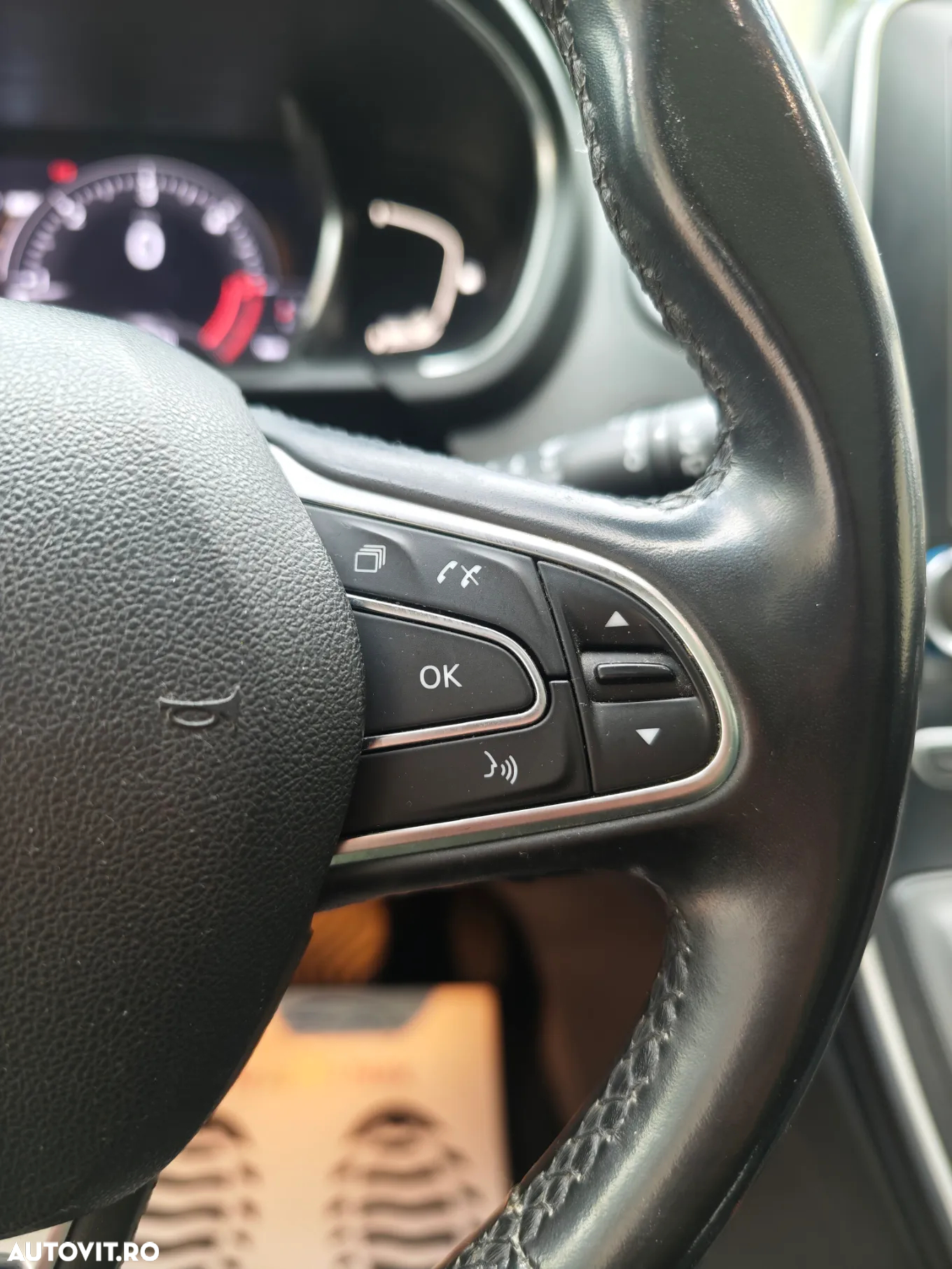 Renault Grand Scenic BLUE dCi 150 EDC Deluxe-Paket LIMITED - 24