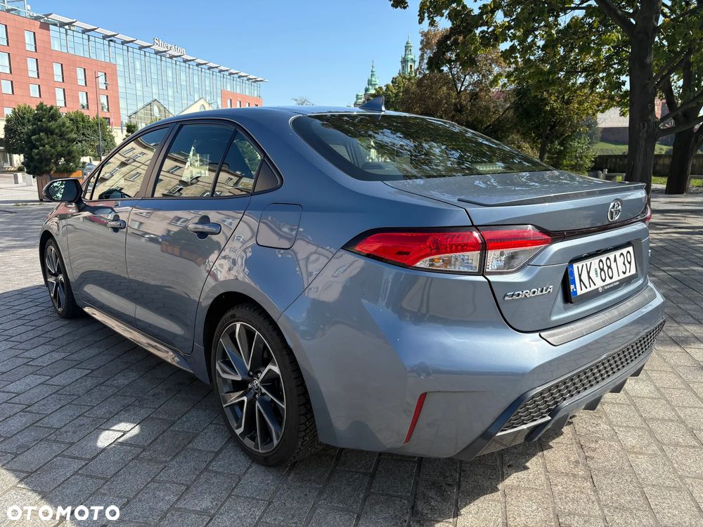 Toyota Corolla - 3