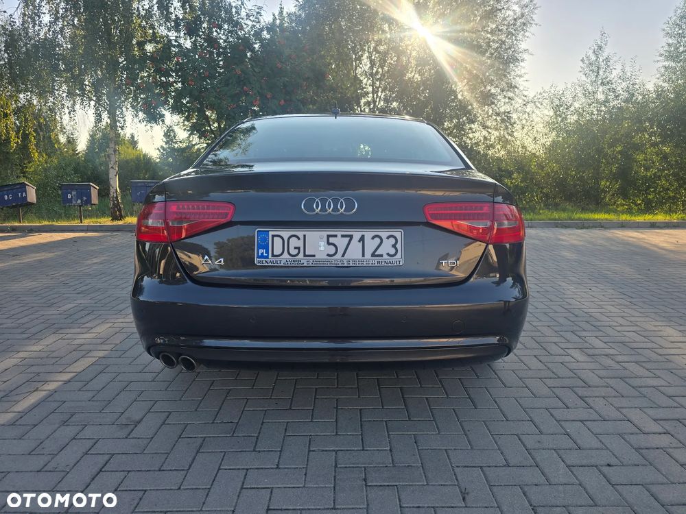 Audi A4 Limousine 2.0 TDI ultra - 6