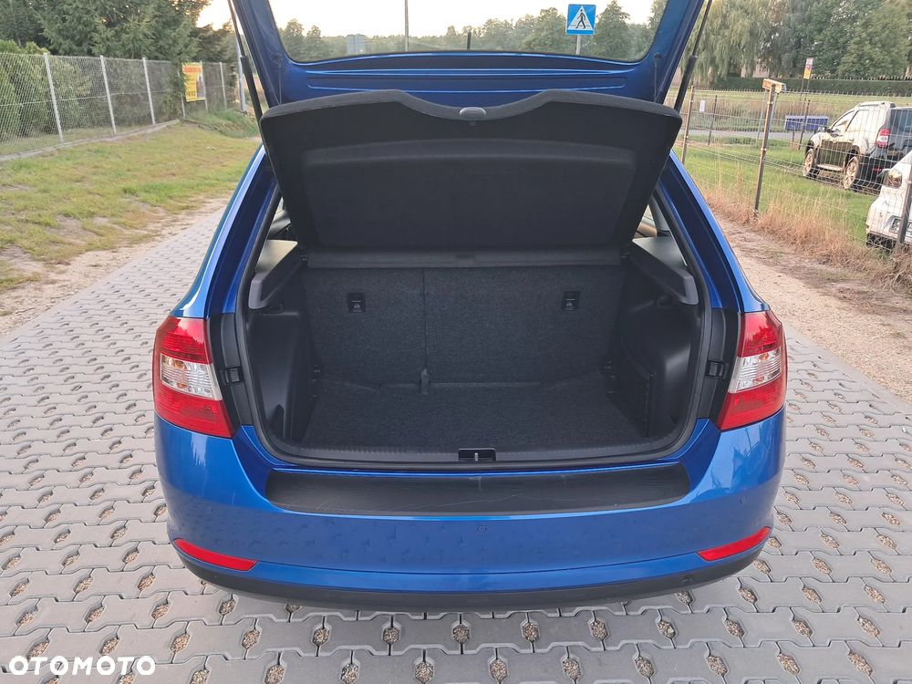 Skoda RAPID 1.6 TDI Edition - 23