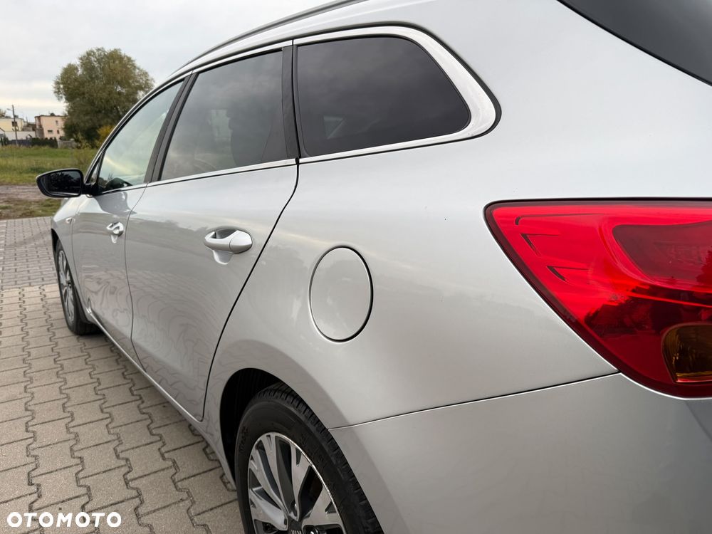 Kia Ceed - 20