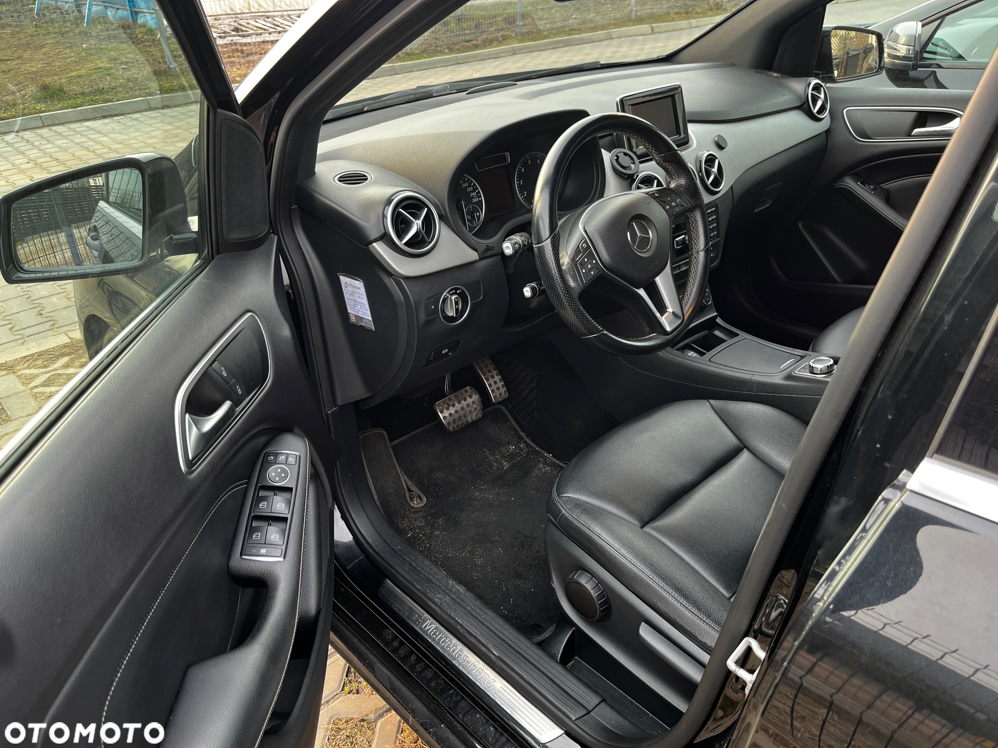 Mercedes-Benz Klasa B 180 7G-DCT Style - 7