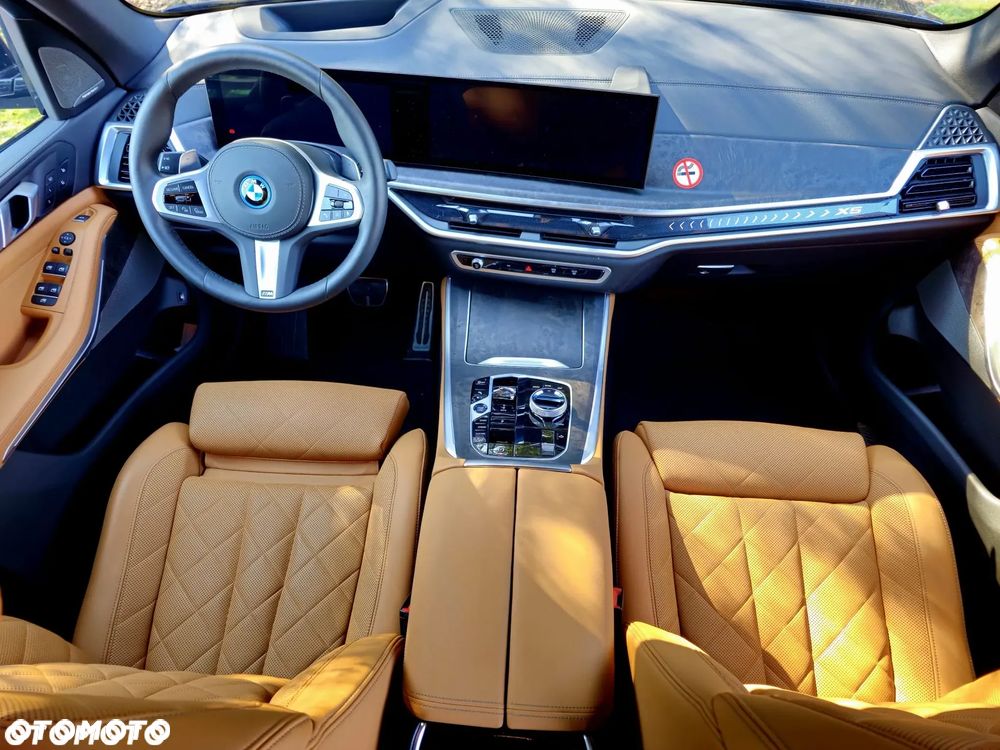 BMW X5 xDrive40i - 8