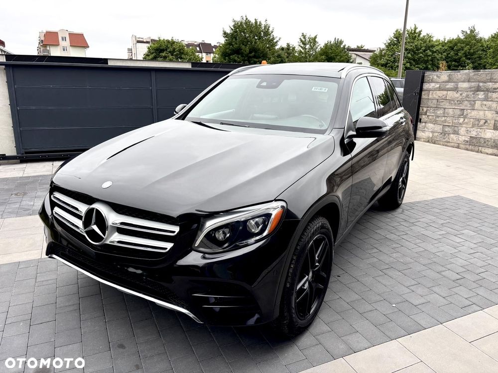 Mercedes-Benz GLC 300 4Matic 9G-TRONIC - 2