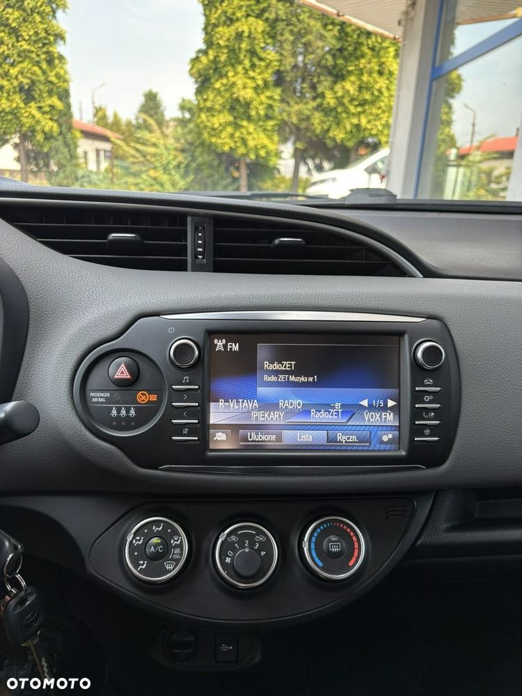 Toyota Yaris - 25