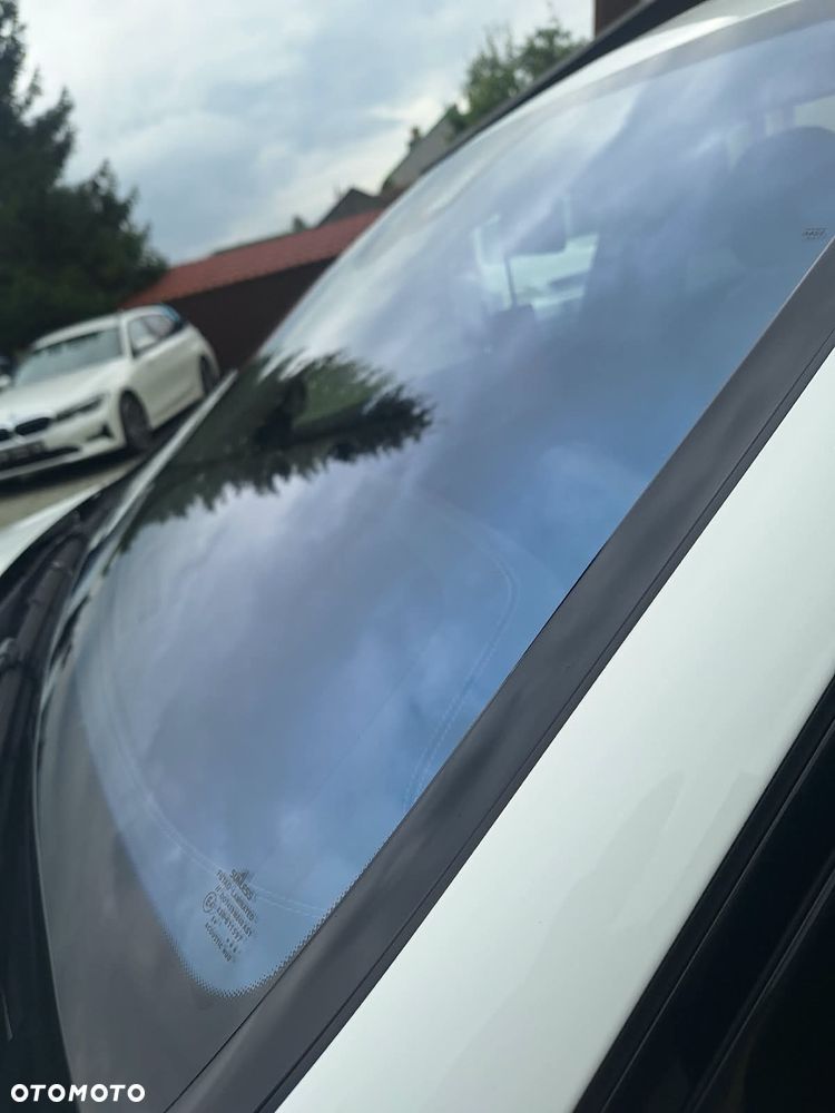 Mercedes-Benz Klasa E - 26