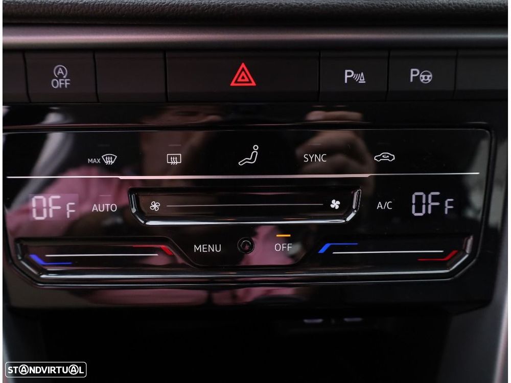 VW T-Roc 1.0 TSI Life - 24