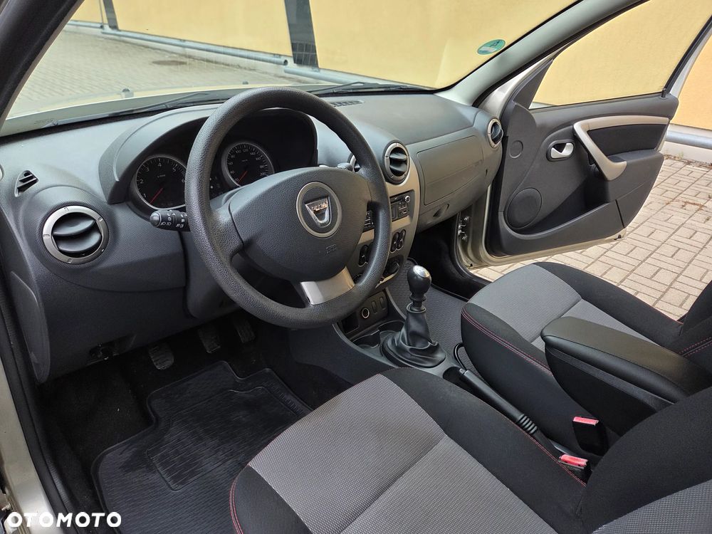 Dacia Duster 1.5 dCi Laureate - 28