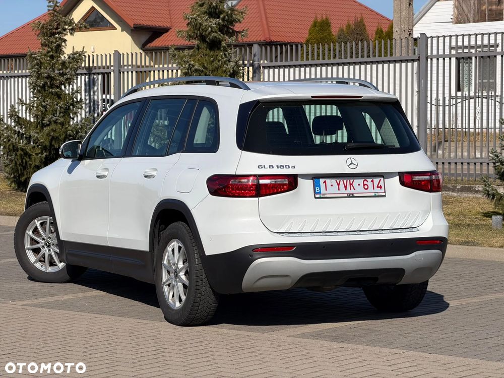 Mercedes-Benz GLB - 6