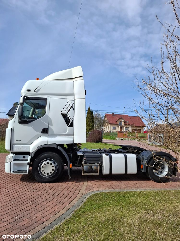 Renault Premium - 2