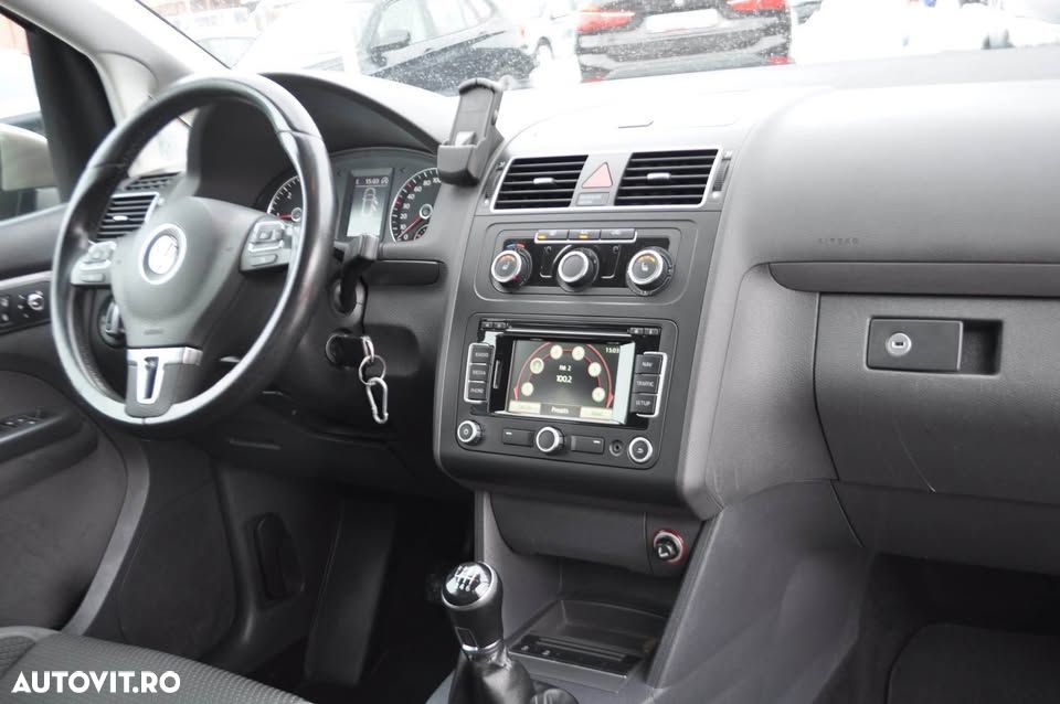 Volkswagen Touran 2.0 TDI BlueMotion Technology Highline - 5