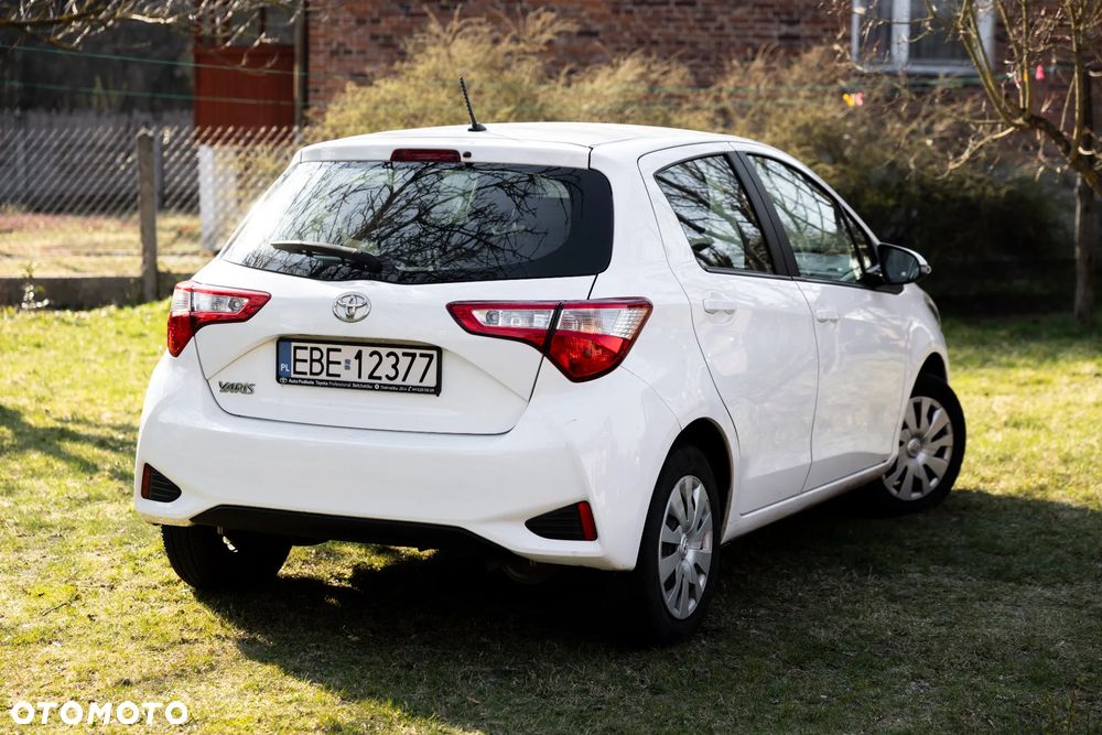 Toyota Yaris 1.0 Active - 5
