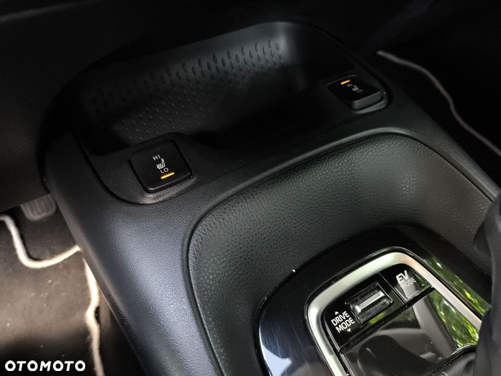 Toyota Corolla 1.8 Hybrid Comfort - 25