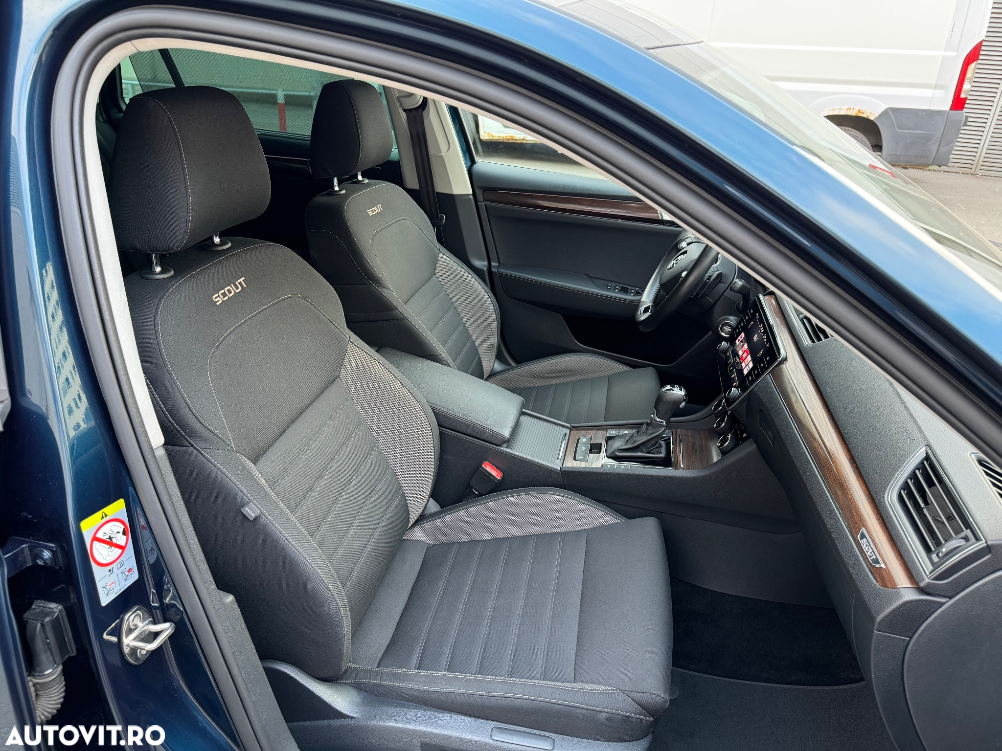 Skoda Superb Combi 2.0 TDI 4X4 DSG Scout - 7