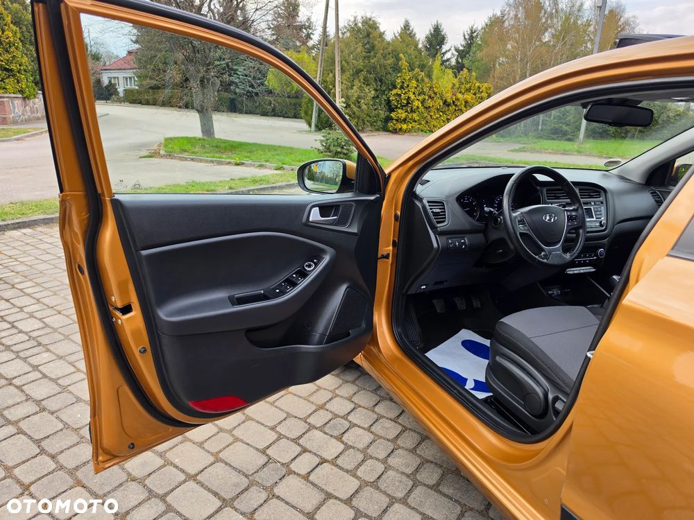 Hyundai i20 1.2 Passion Plus - 22