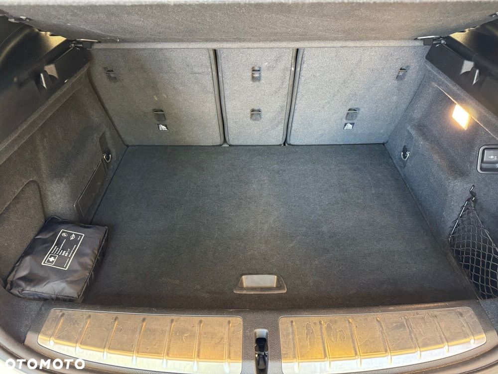 BMW X2 sDrive18i GPF M Sport - 8