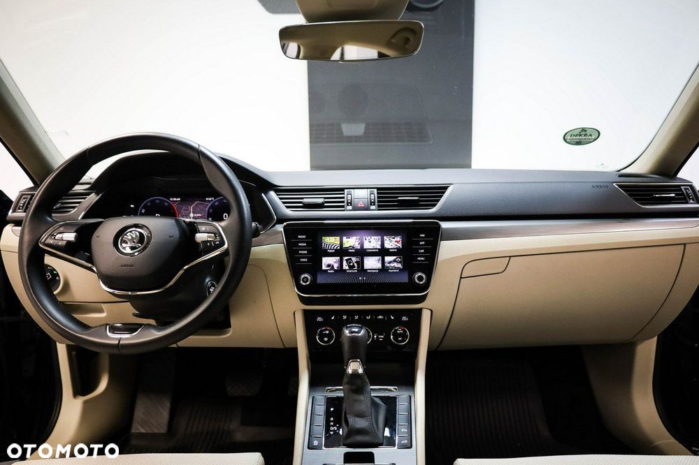 Skoda Superb - 16
