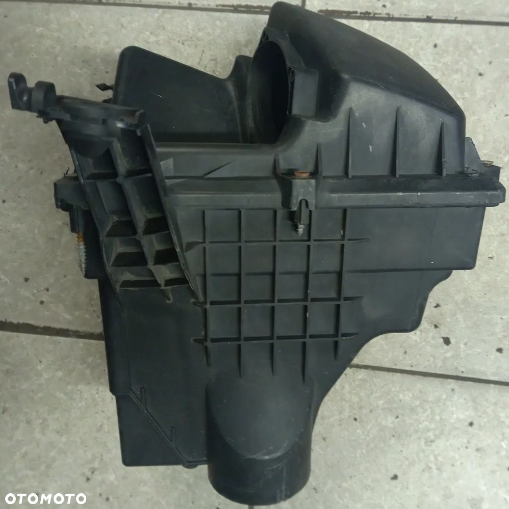 Volvo C30 S40 V50 1.6 D obudowa filtra powietrza - 1