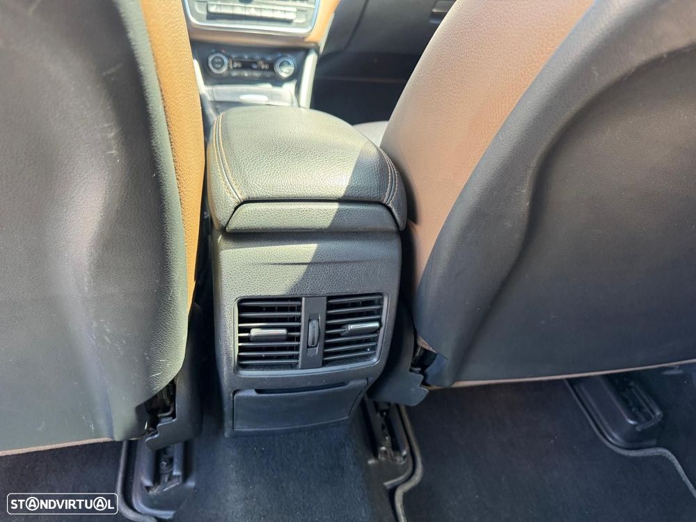 Mercedes-Benz A 220 CDi BlueEfficiency Aut. - 31