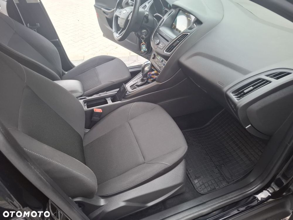 Ford Focus 1.5 TDCi SYNC Edition PowerShift - 30