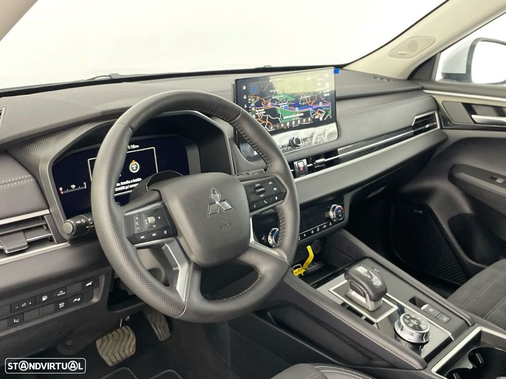 Mitsubishi Outlander 2.4 PHEV Instyle - 15