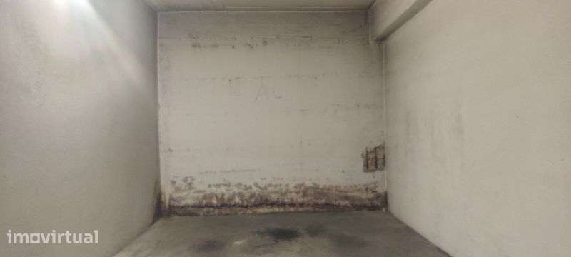 Arrenda-se garagem - Grande imagem: 4/4