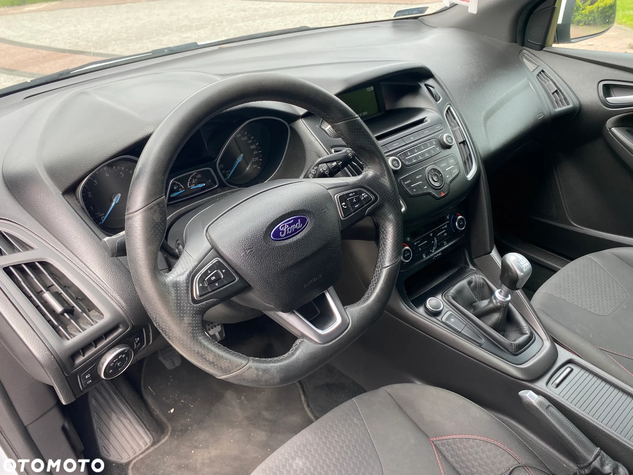 Ford Focus 1.0 EcoBoost ST-Line ASS - 8