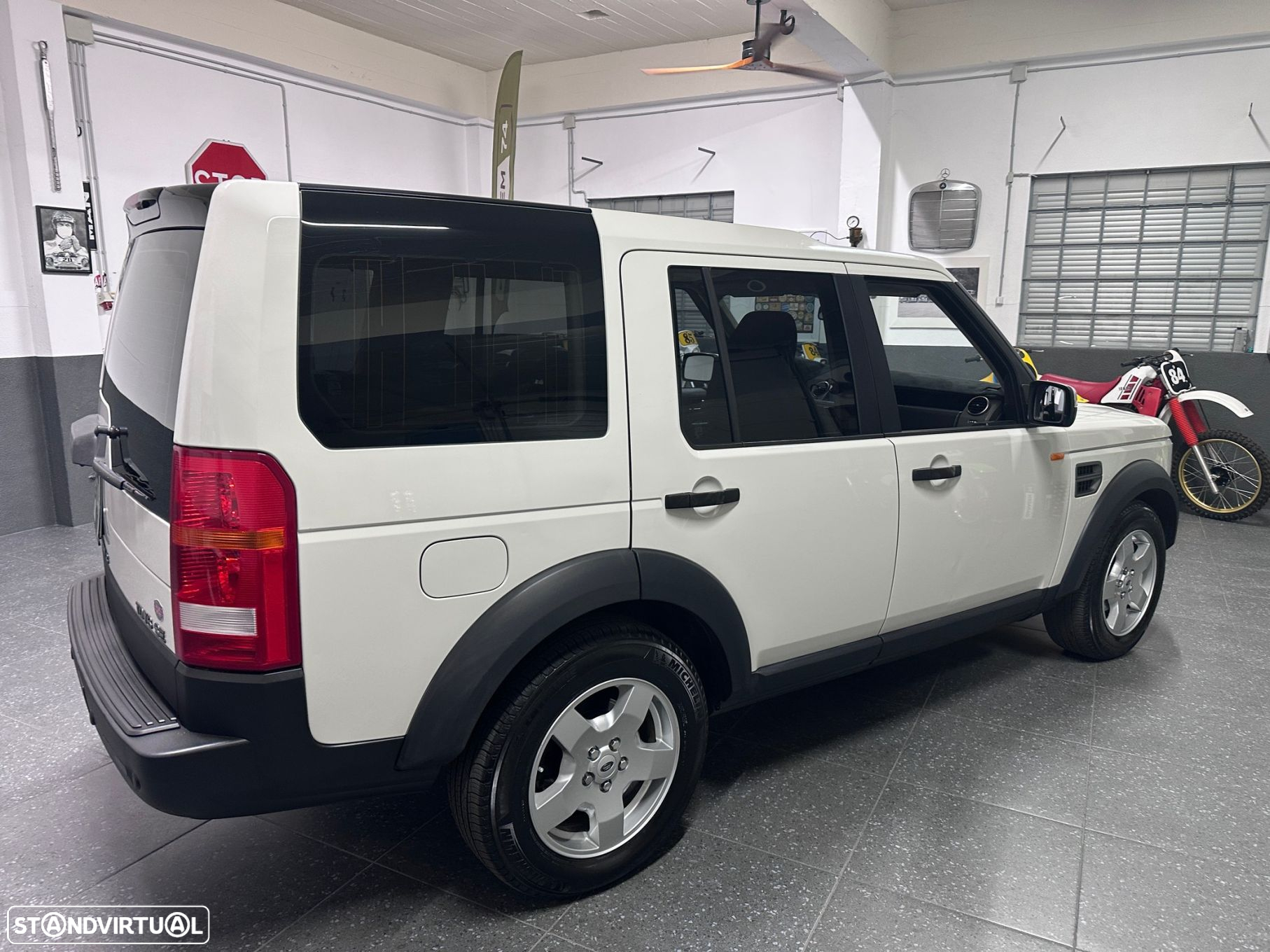 Land Rover Discovery 3 2.7 TD V6 SE Auto. - 7