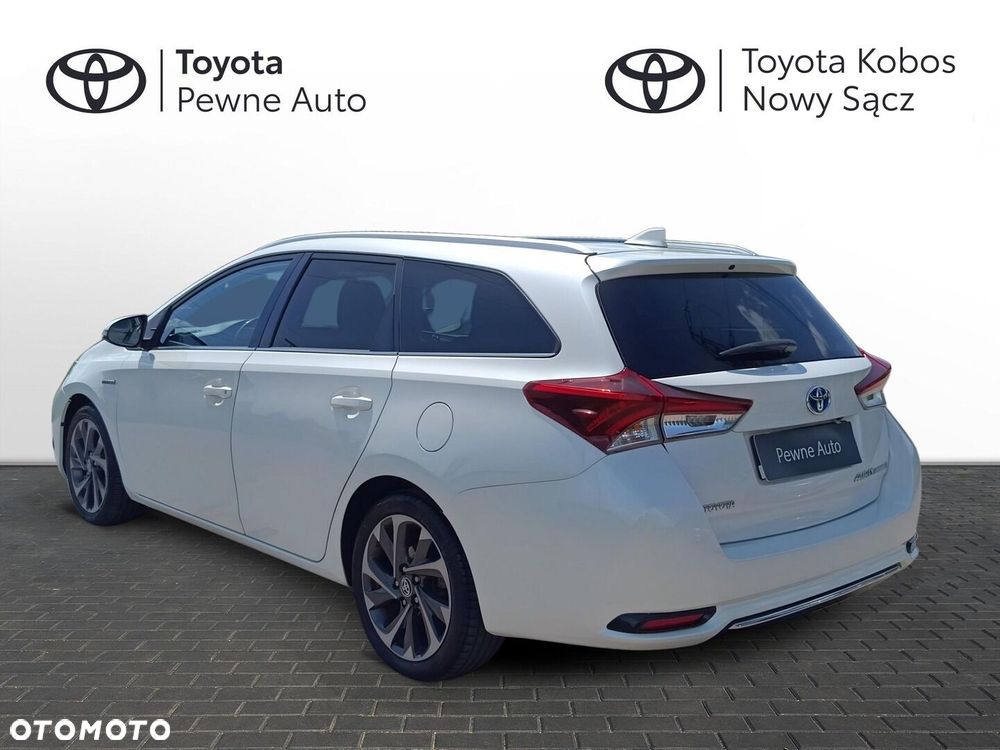 Toyota Auris Hybrid 135 Premium - 3