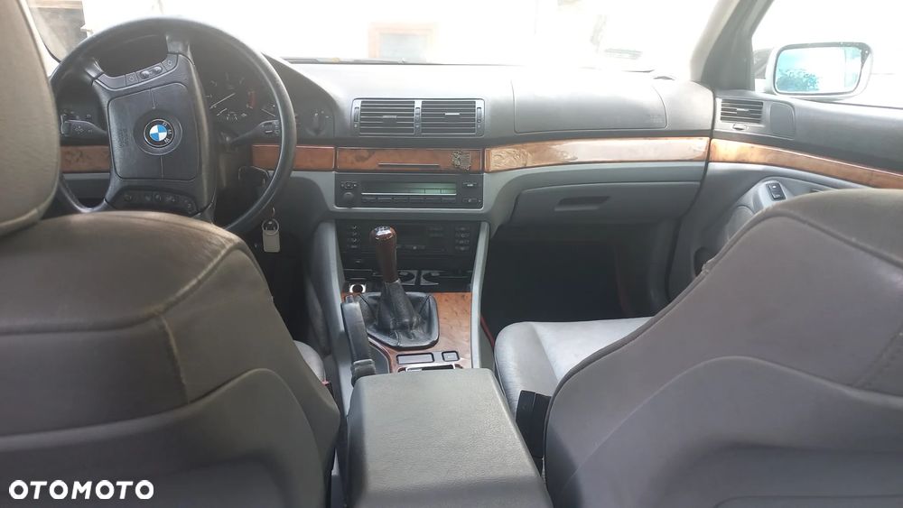 BMW Seria 5 - 19