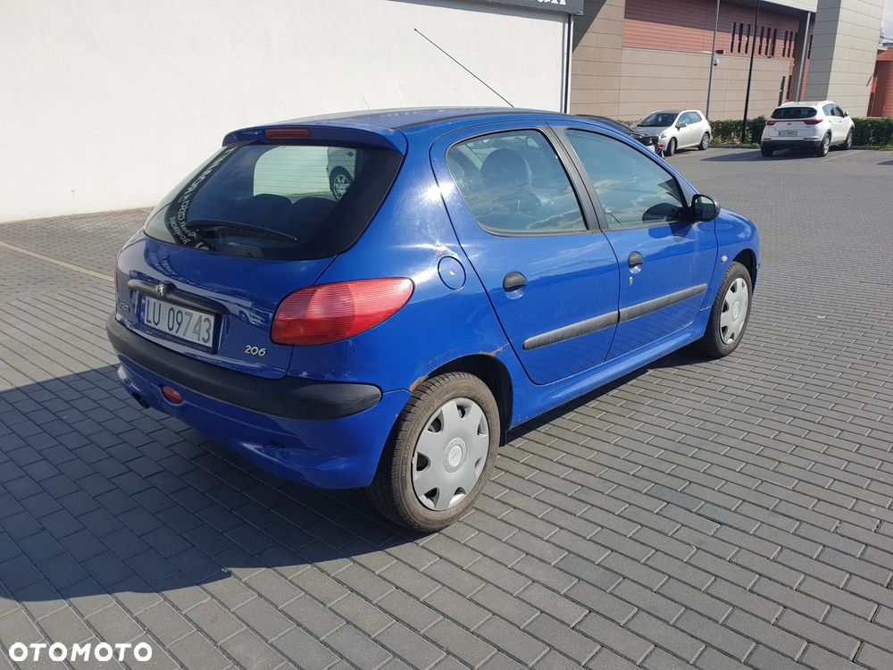 Peugeot 206 1.1 XR - 6