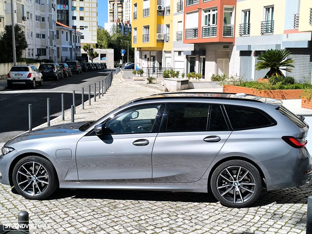 BMW 330 e Auto - 2