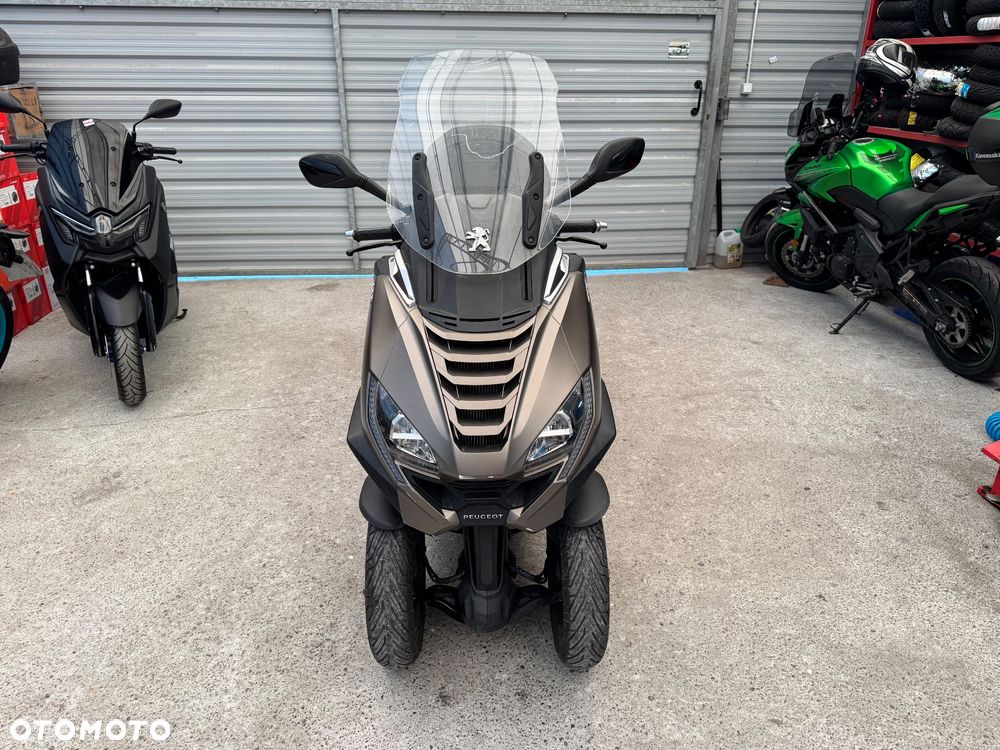 Peugeot Metropolis - 3