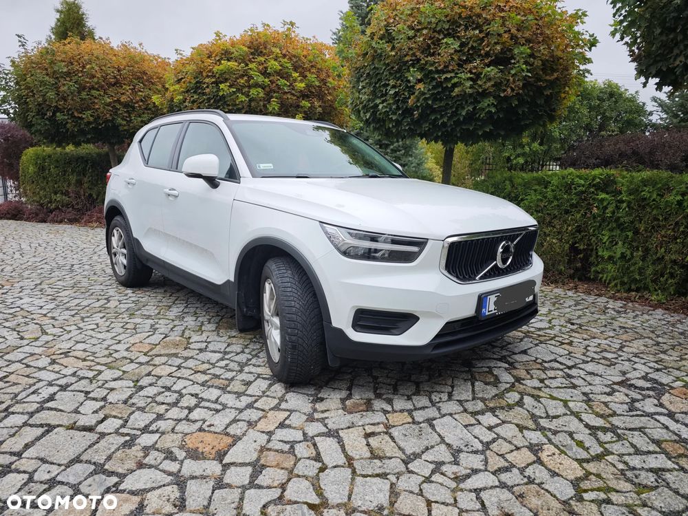 Volvo XC 40 T3 Momentum - 2