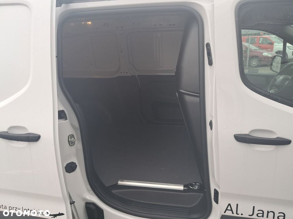 Toyota PROACE CITY - 13