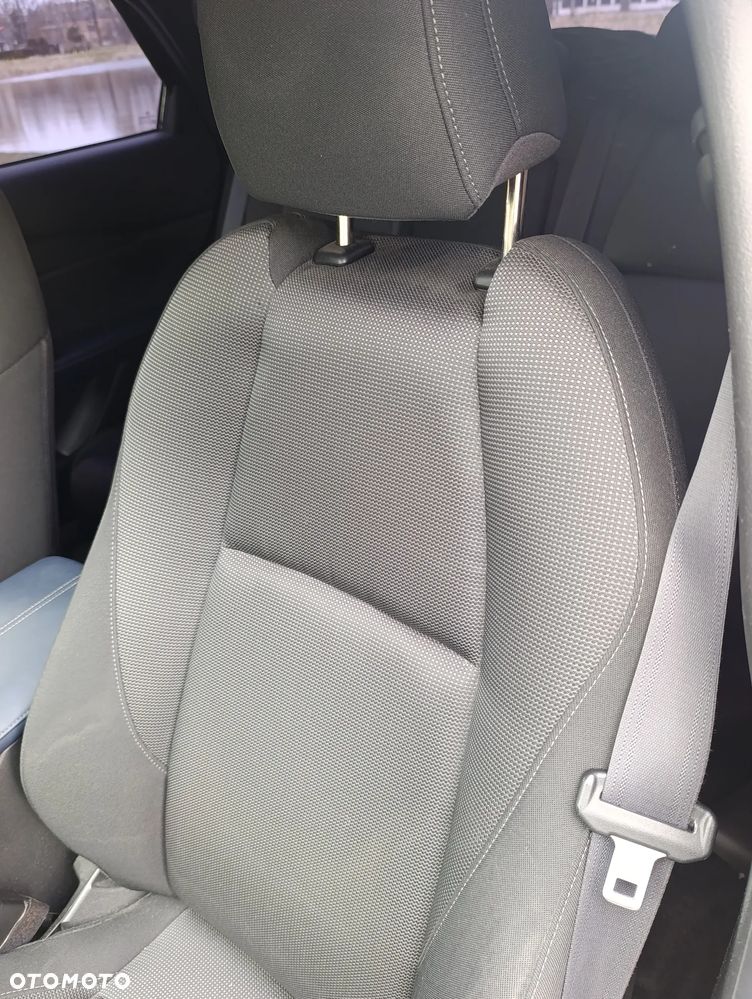 Mazda CX-30 SKYACTIV-D 1.8 - 19