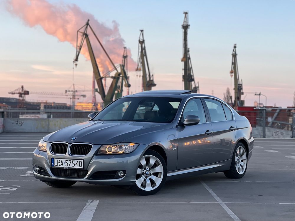 BMW Seria 3 330d xDrive DPF - 2