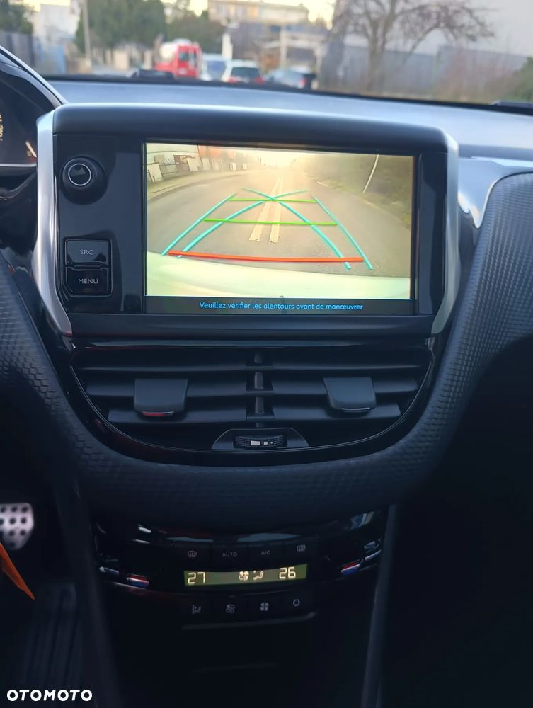 Peugeot 208 PureTech 110 Stop & Start EAT6 Tech Edition - 12