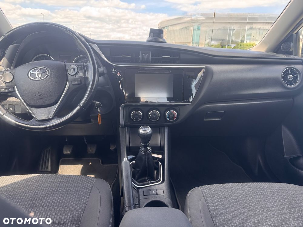 Toyota Corolla 1.4 D-4D Comfort - 18
