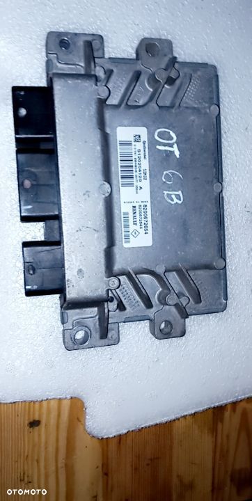 KOMPUTER STEROWNIK SILNIKA DACIA SANDERO S120204120A - 2