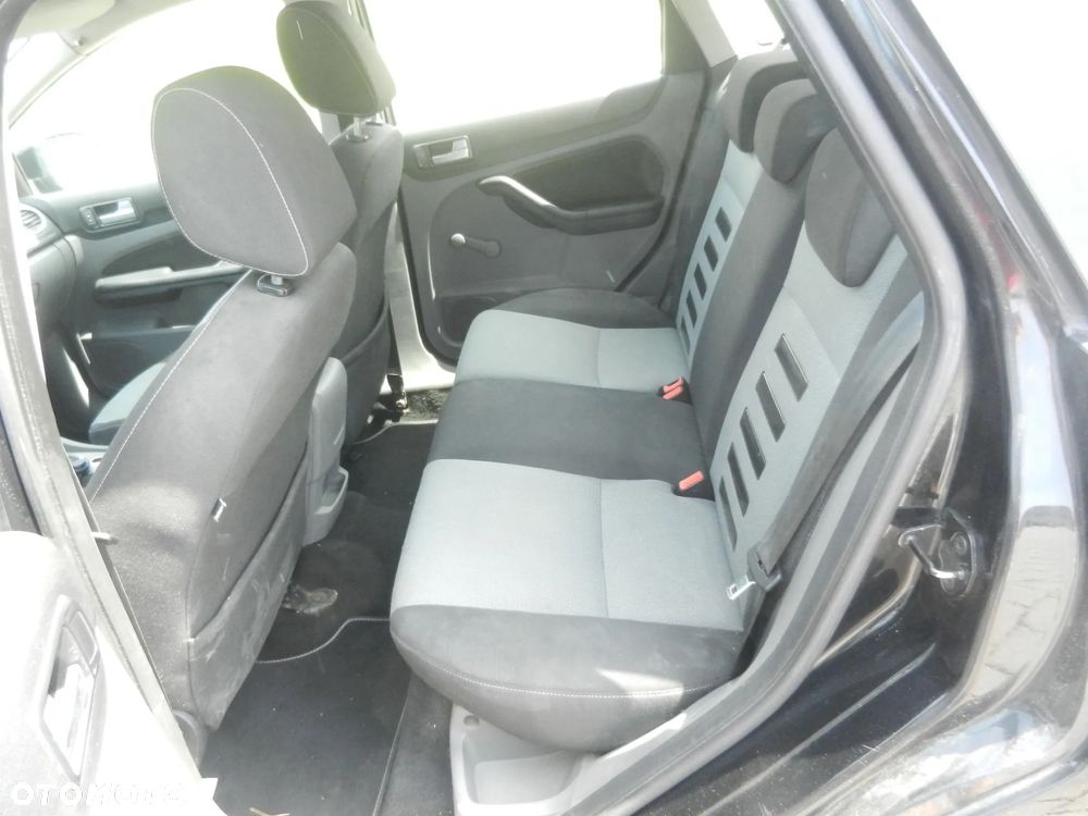 Ford Focus - 4
