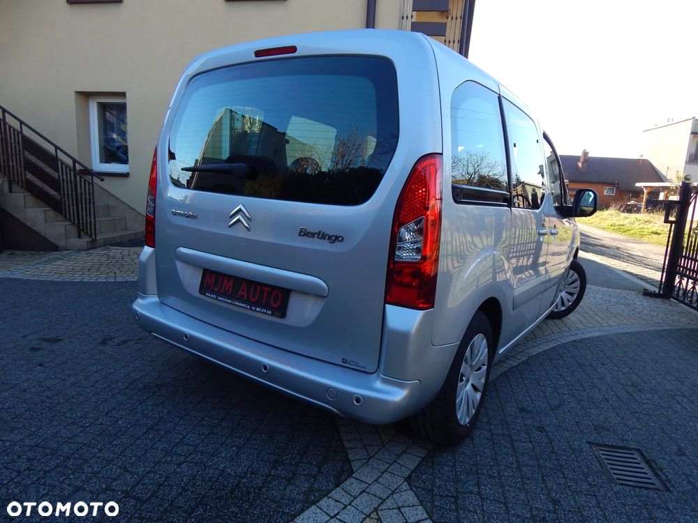 Citroën Berlingo II 1.6i Multispace - 32
