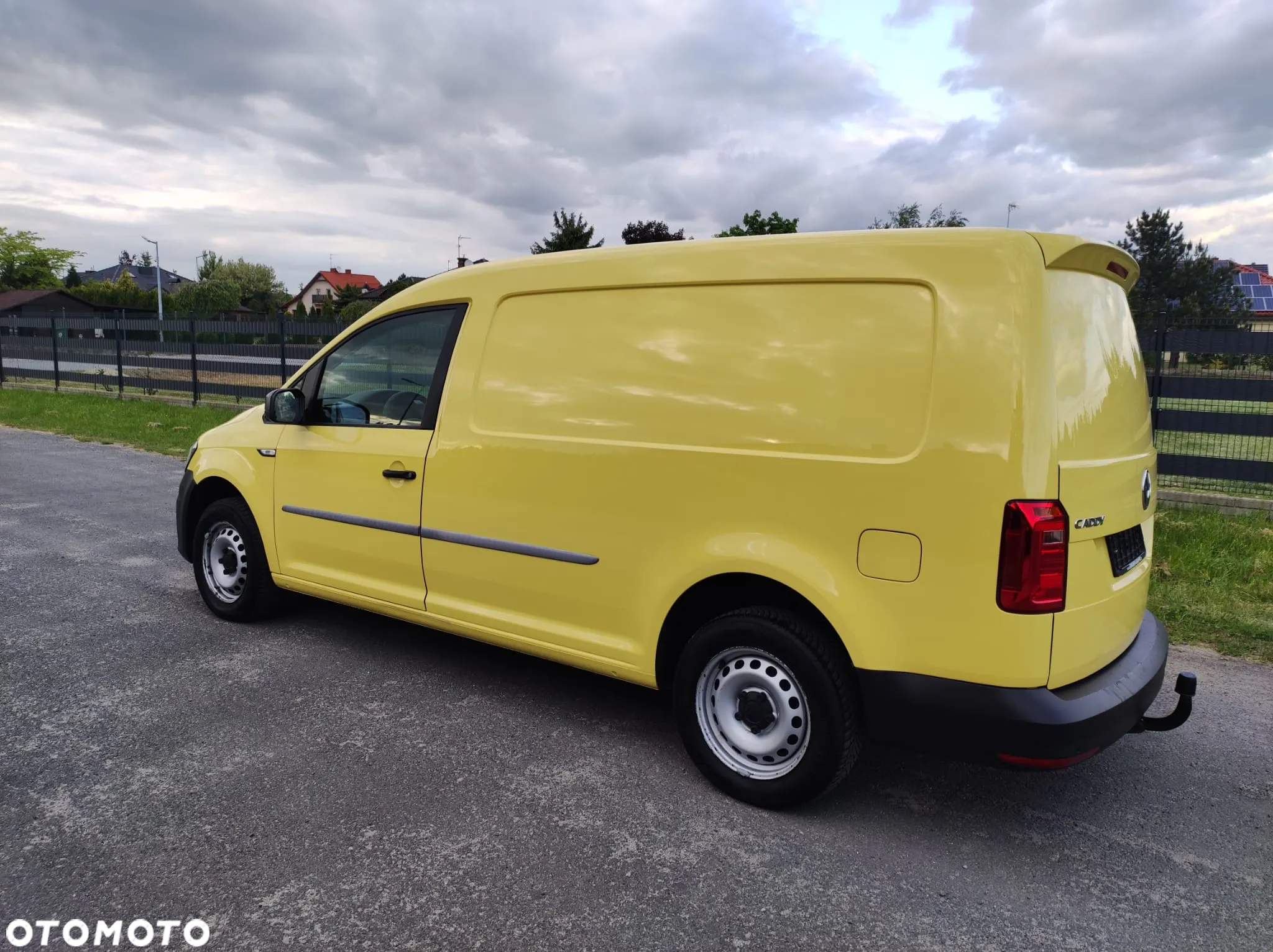 Volkswagen Caddy Maxi - 9
