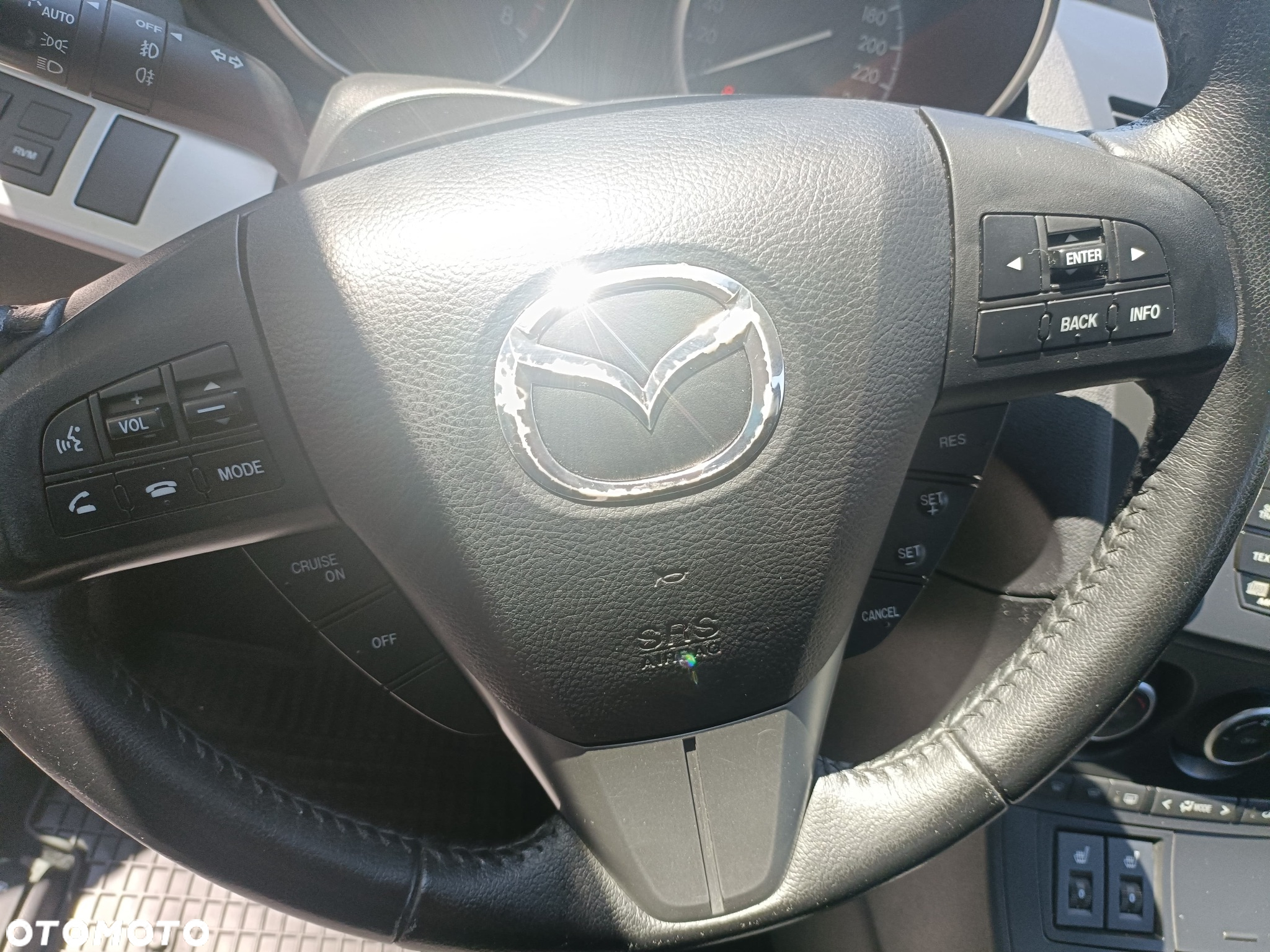 Mazda 3 1.6 Exclusive - 16