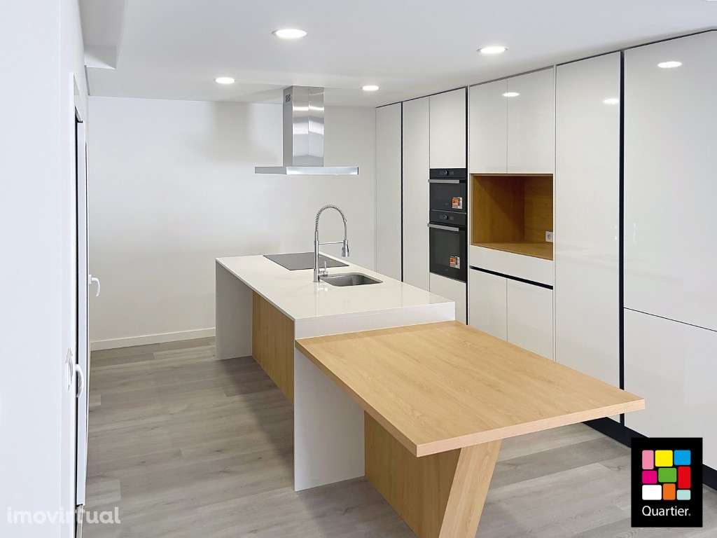 Moradia T4 com piscina (área 206 m2) em lote 401,60 m2. - Grande imagem: 4/25