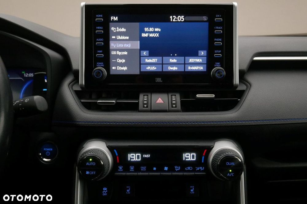 Toyota RAV4 - 10