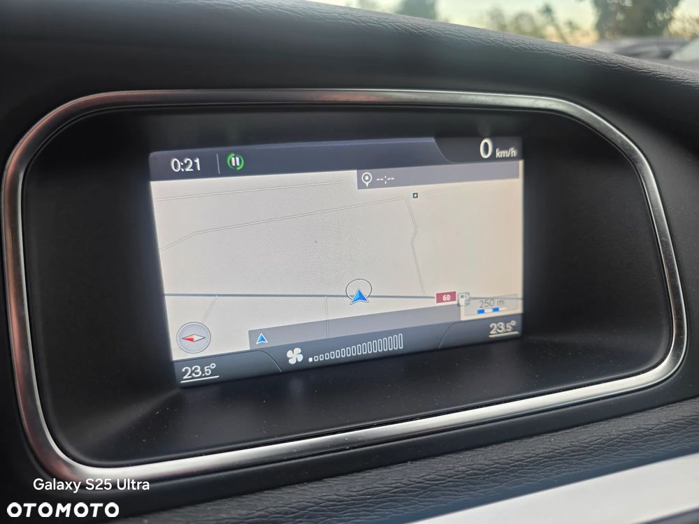 Volvo V40 D2 Momentum - 36