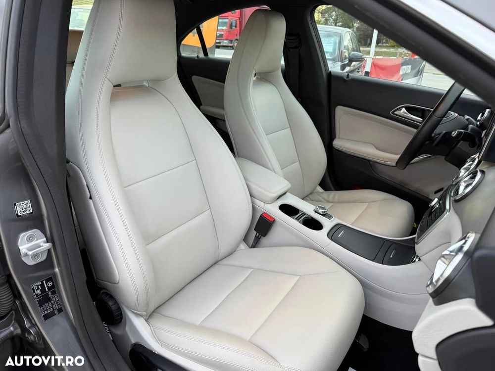 Mercedes-Benz CLA 200 CDI 7G-DCT Urban - 18