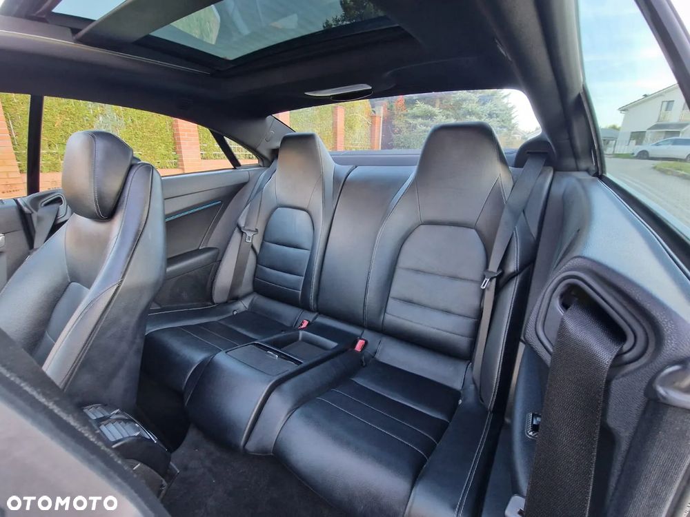 Mercedes-Benz Klasa E 350 CDI DPF Coupe BlueEFFICIENCY 7G-TRONIC Avantgarde - 8
